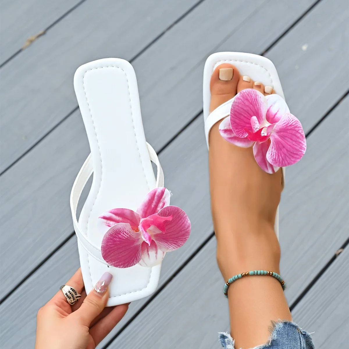 Women Slippers Summer Flip Flops Square Toe Flat Sandals Outdoor Casual Slippers Women Fashion Flowers Shoes Ladies Slides Women