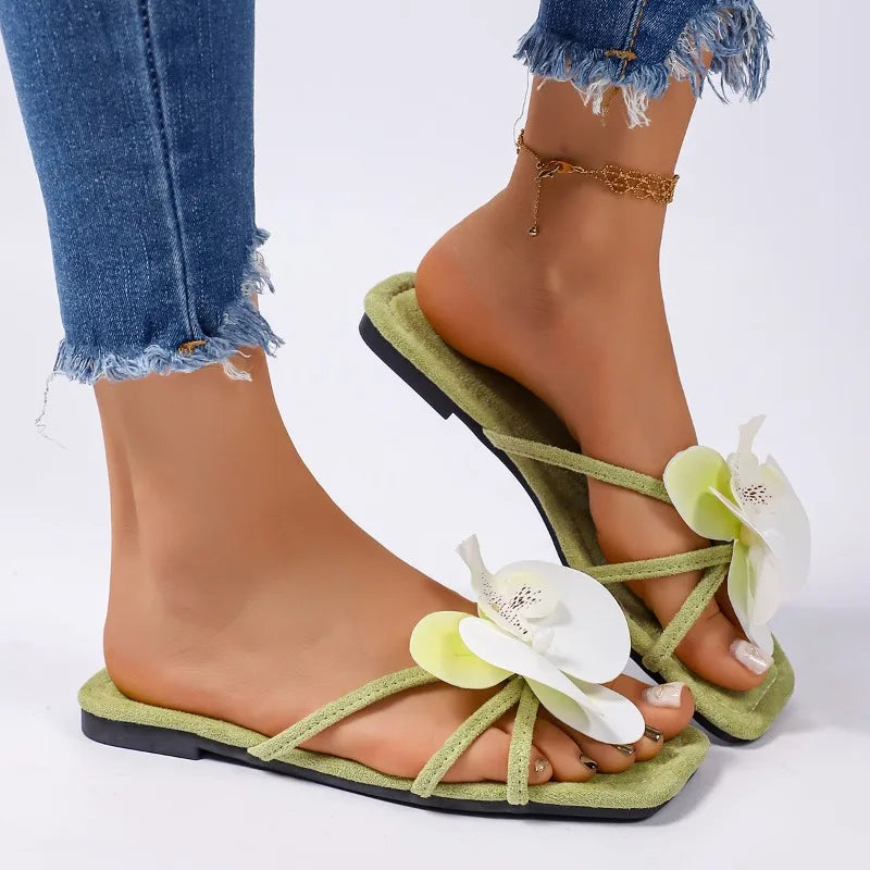 New Women Slip On Flower Slippers Comfort Daily Soft Sole Beach Vacation Slides 2026 Summer Ladies Concise Walking Shoes
